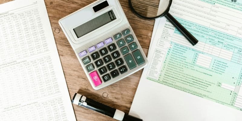 Contables y tributarios